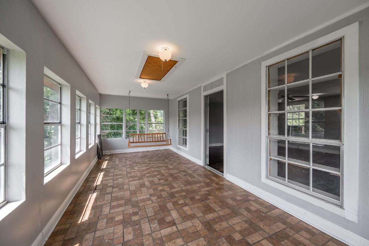 9311 Masters Rd - Photo 2 of 42