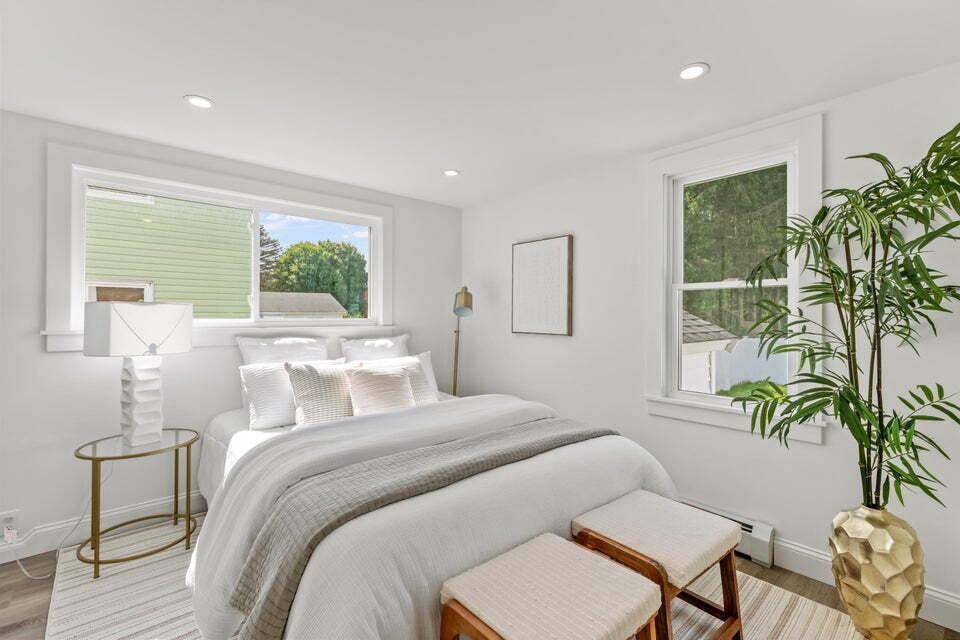 14 Clarendon St - Photo 3 of 24