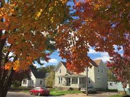 featured image of 810 6th Ave