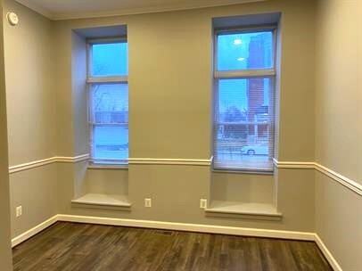 833 N Fulton Ave - Photo 2 of 12