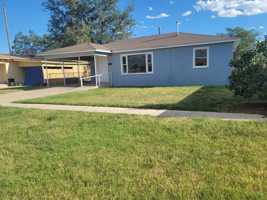 featured image of 1012 E Brazos St