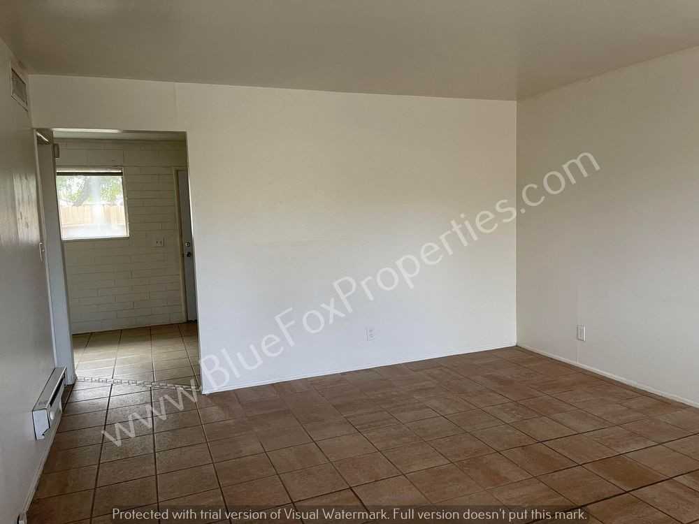 2912 N Flanwill Blvd - Photo 4 of 9