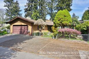 11737 5th Ave Ne #A - Photo 1 of 1