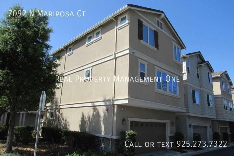 7092 N Mariposa Ct - Photo 3 of 20