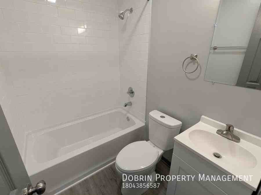 2001 Lakeview Ave #G - Photo 3 of 12