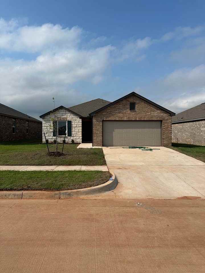 5319 5319 Daxton Drive - Photo 4 of 18