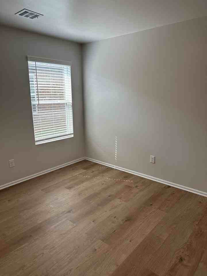 5319 5319 Daxton Drive - Photo 5 of 18