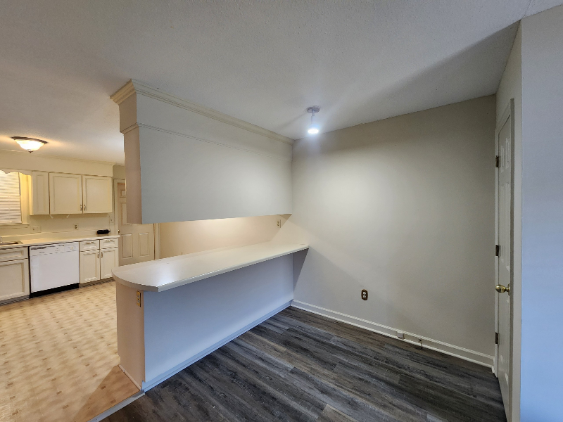 200A Hunter Dr - Photo 3 of 6