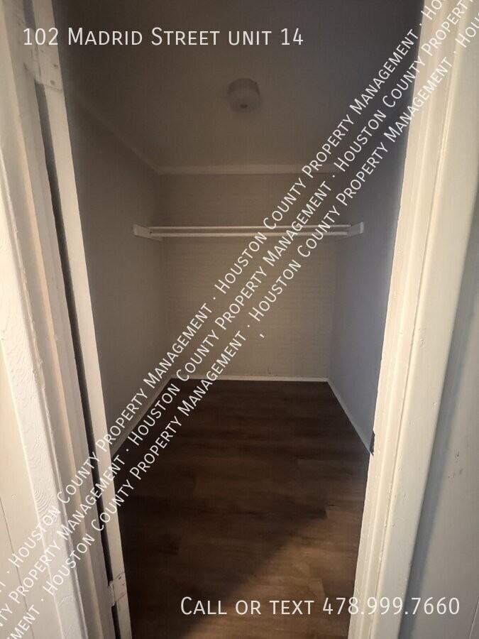 102 Madrid St Apt 14 - Photo 3 of 8