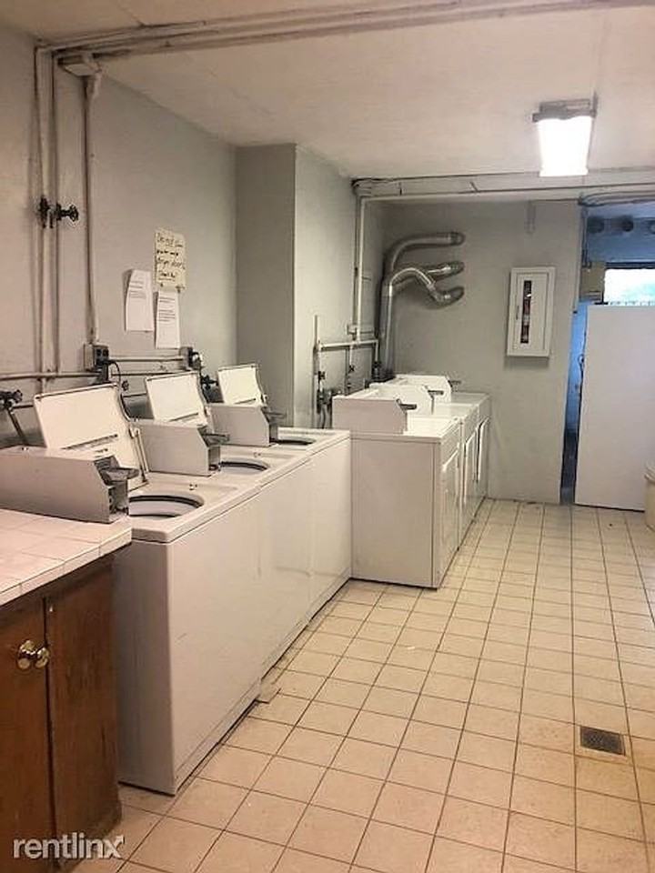 250 Grove St - Photo 6 of 11