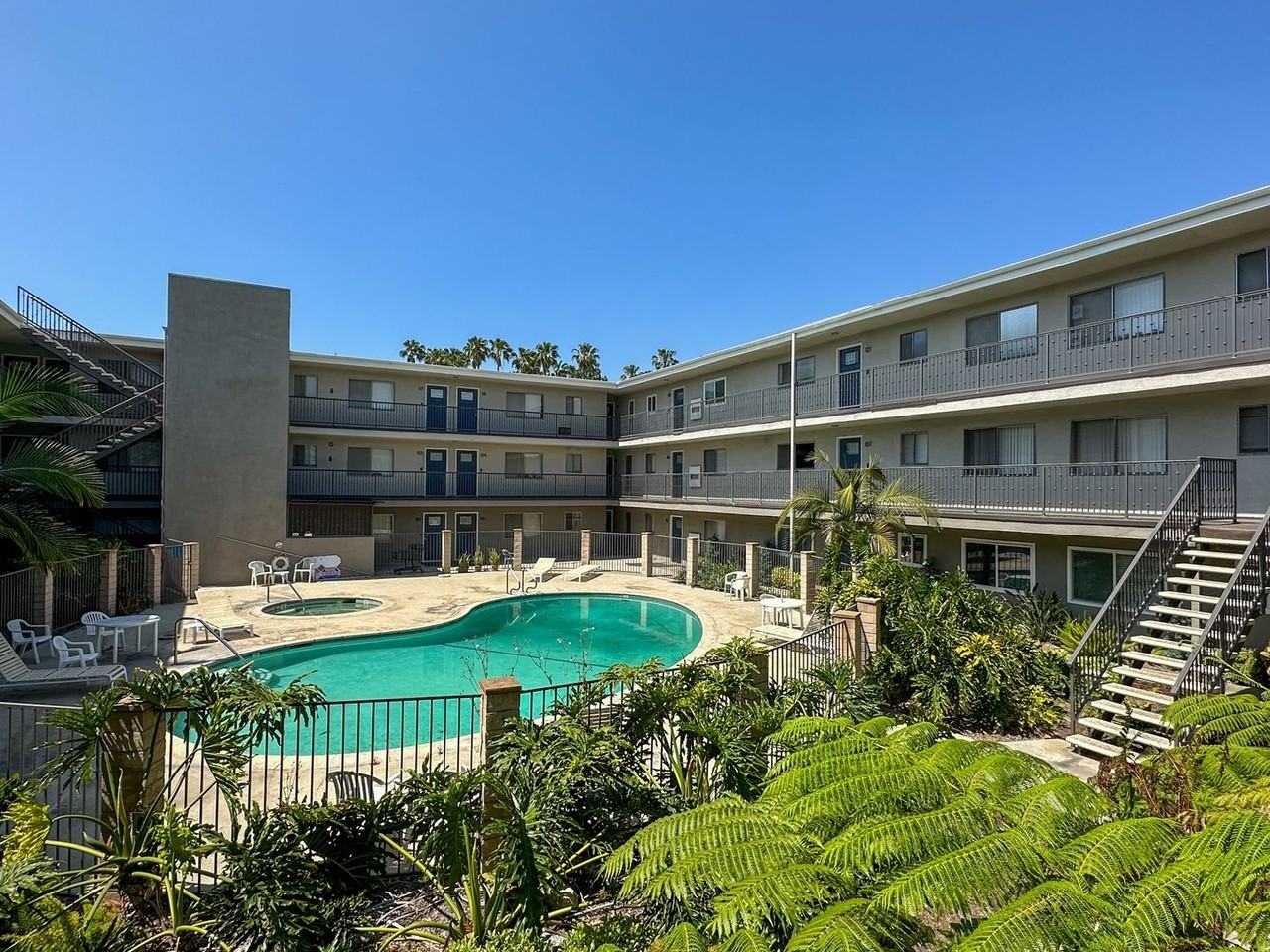 401 East Bay State Street - Photo 4 of 50