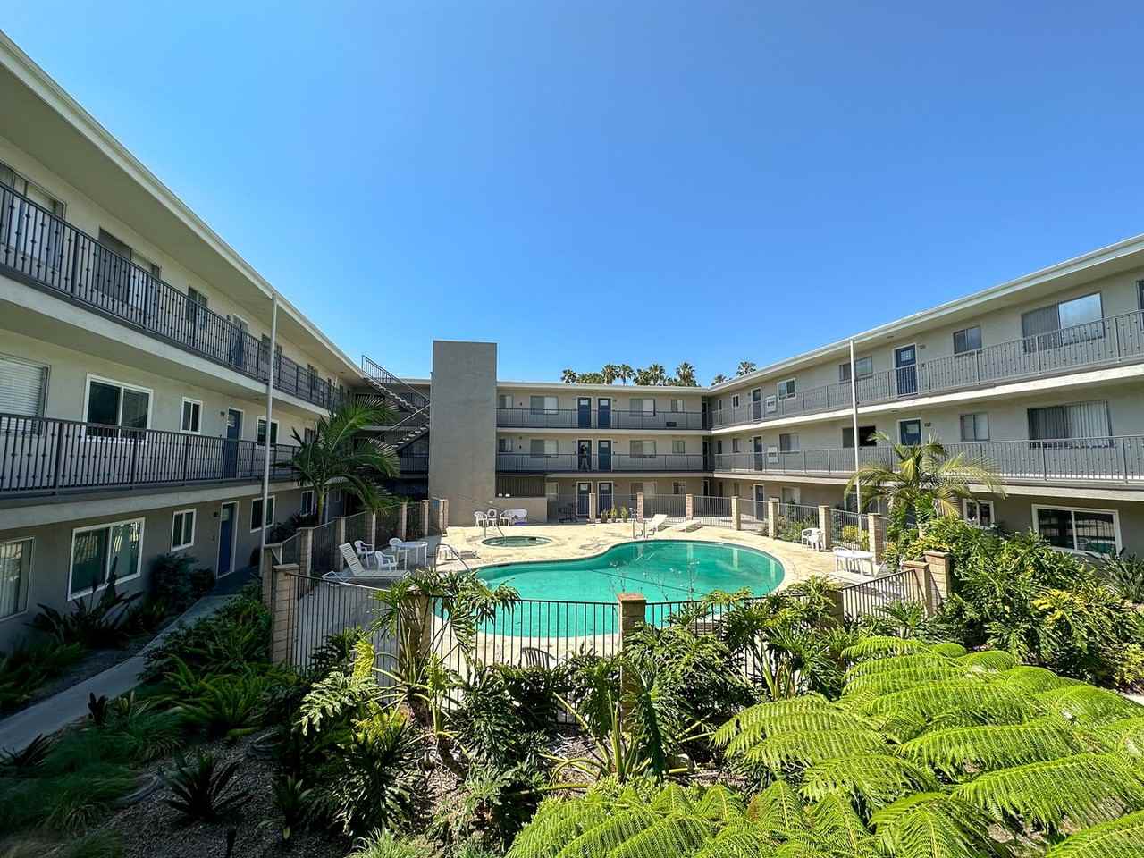 401 East Bay State Street - Photo 5 of 50