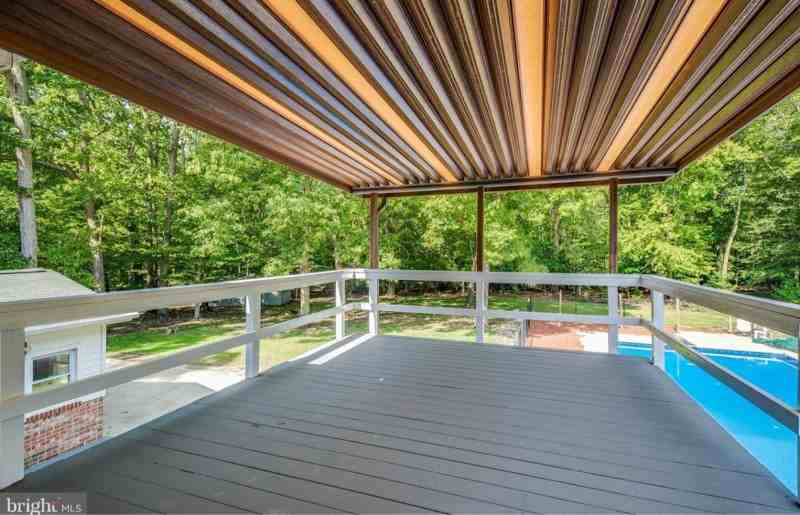 3650 Laurel Dr - Photo 2 of 6