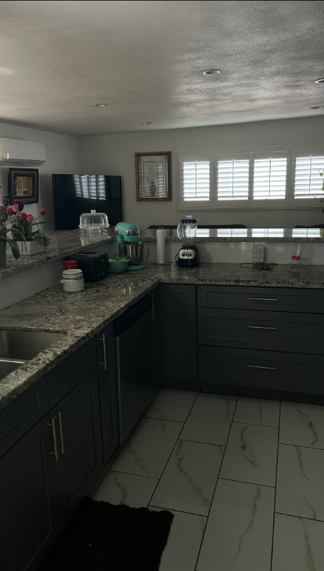 11619 Wilkie Ave - Photo 3 of 26