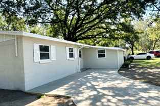 2235 Looking Glass Ln - Photo 1 of 1