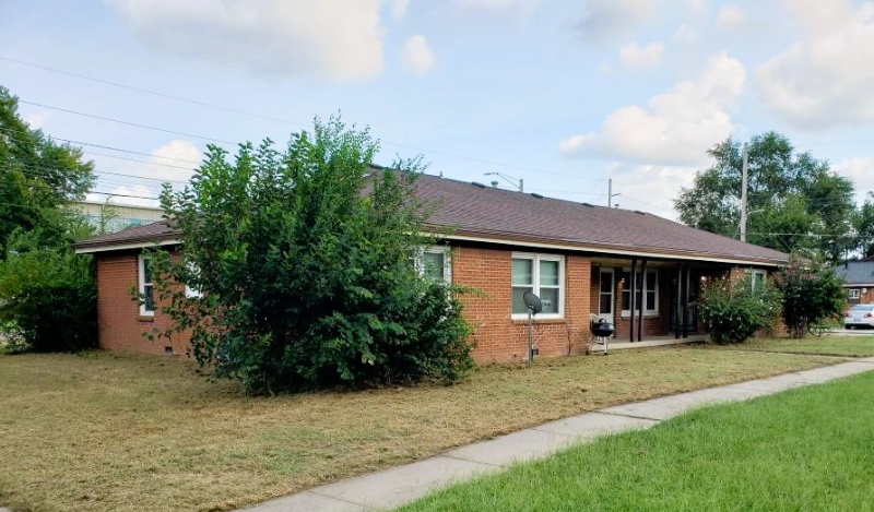 1629 E Crowley St #1629 - Photo 3 of 24