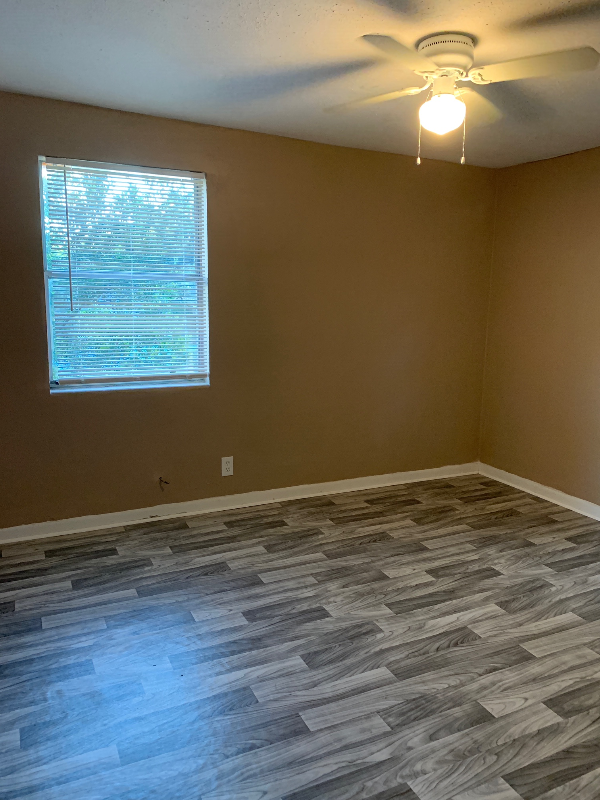 232 Chelsea St #B4 - Photo 2 of 10