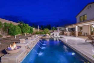 1732 W Aloe Vera Dr - Photo 1 of 1