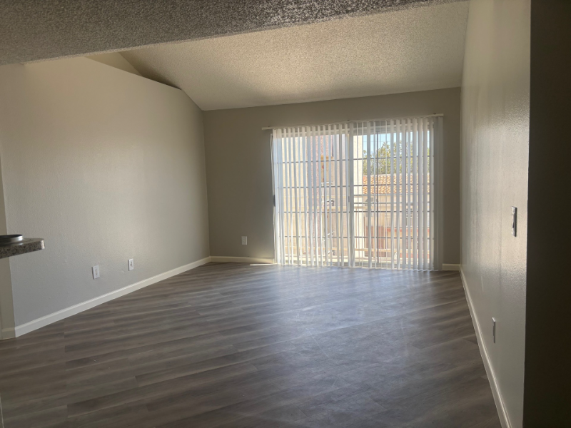 9301 Van Nuys Blvd #302 - Photo 3 of 7