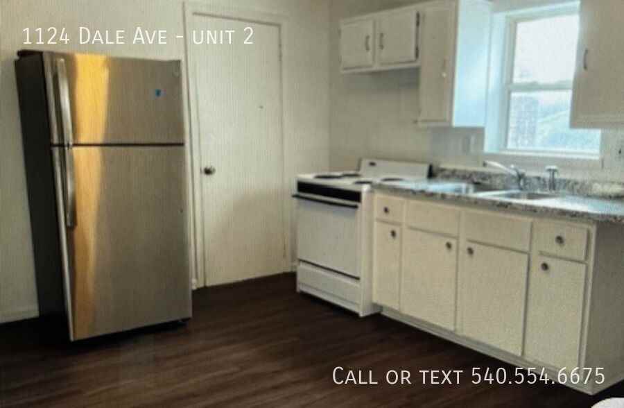 1124 Dale Ave Se #2 - Photo 2 of 5