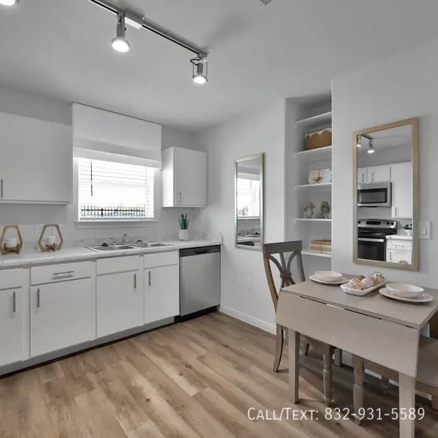 Windystone Dr #EKH1 - Photo 3 of 9