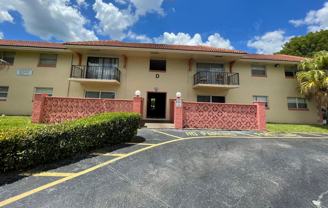 11605 Nw 29th Ct #7D - Photo 1 of 1