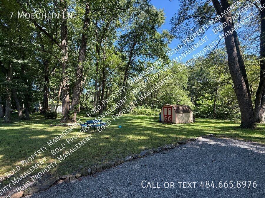 7 Moechlin Ln - Photo 2 of 9