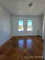 featured image of 490 S Broadway #4