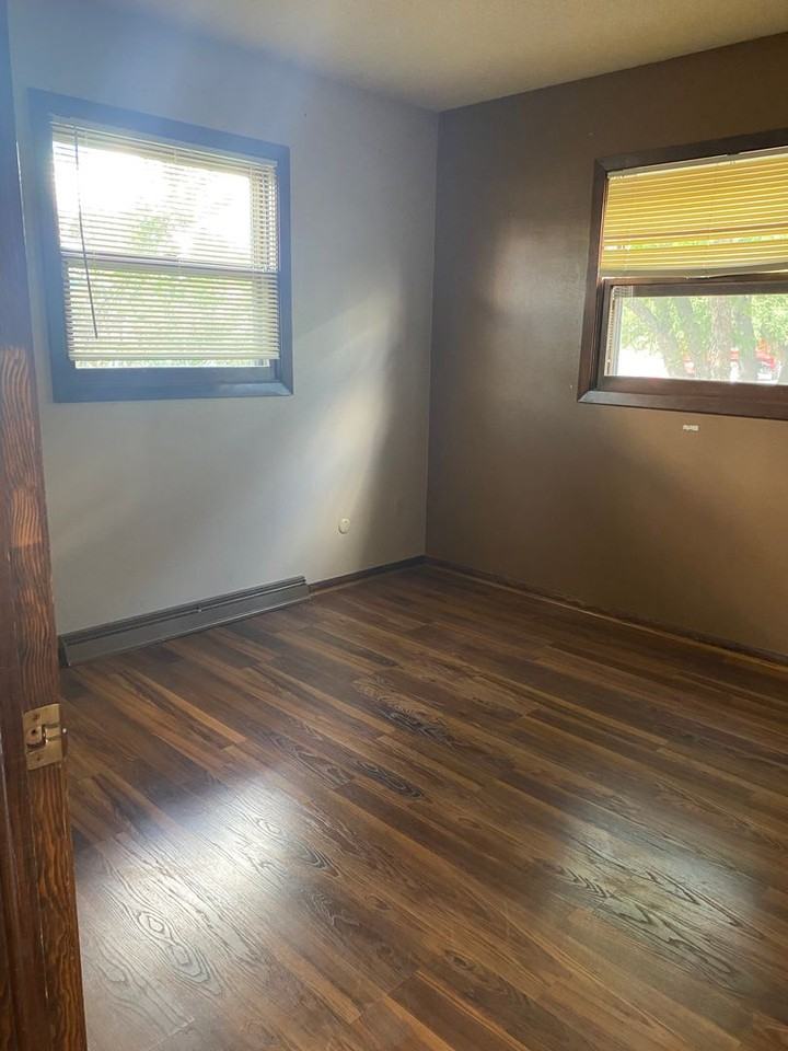 970 Box Ave - Photo 7 of 18
