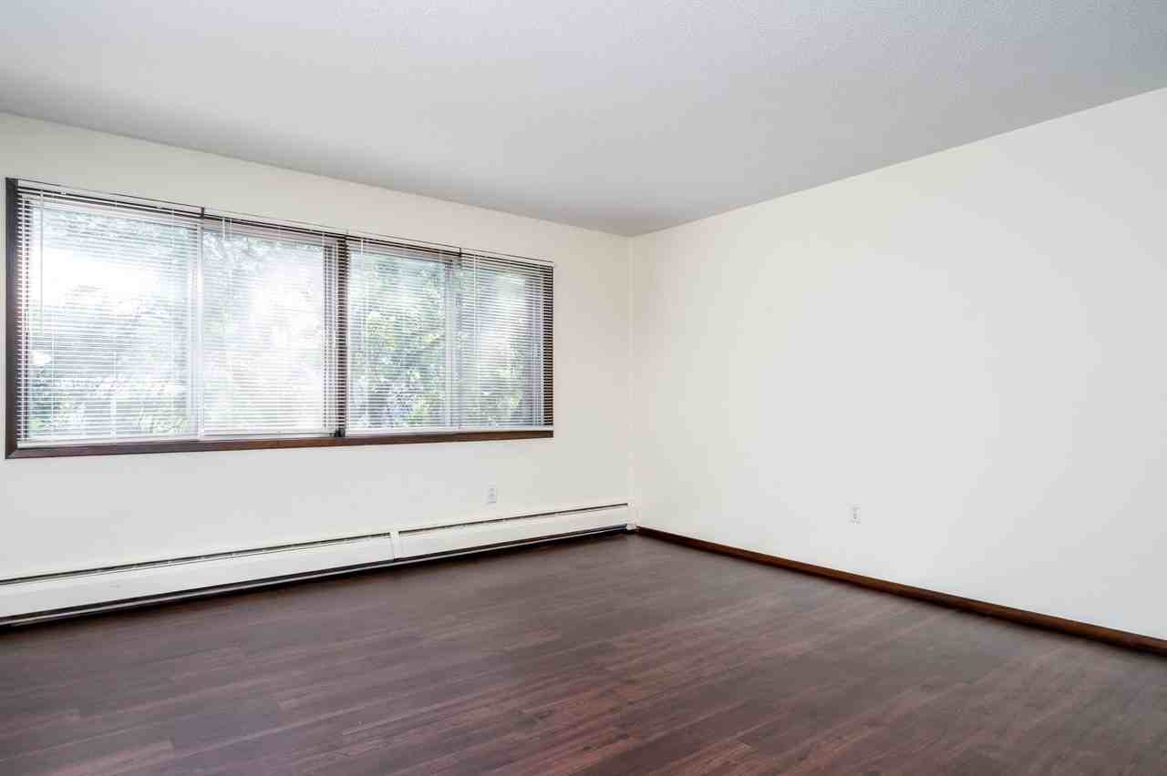 2636 Fremont Ave S - Photo 2 of 14