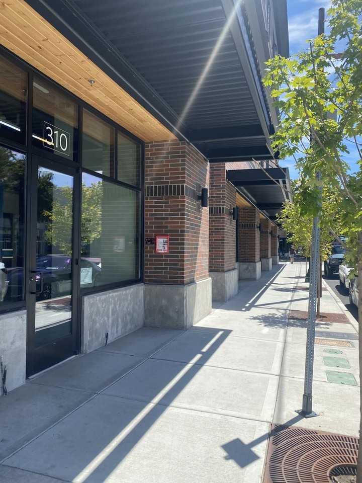 Market Flats Apartment Building - Photo 3 of 31