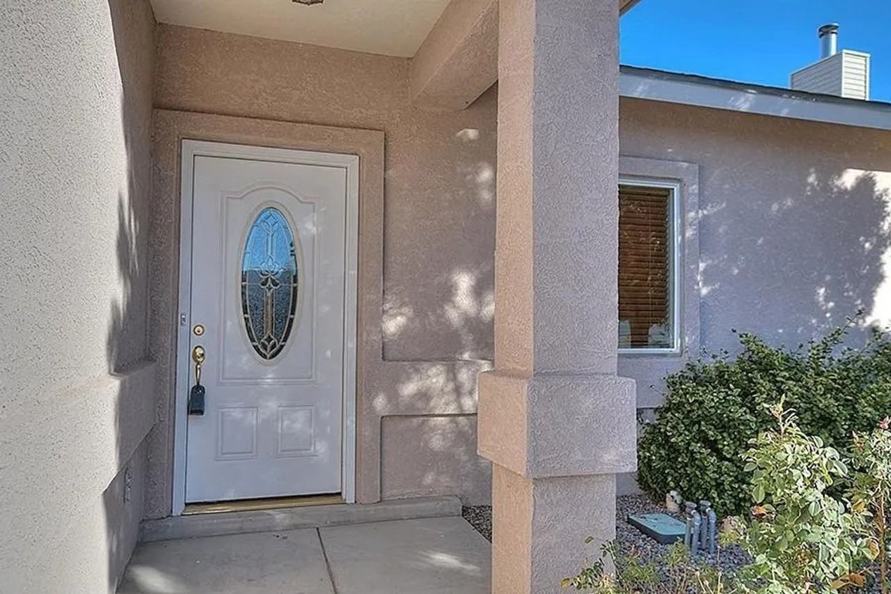 2012 Tierra Del Oso Pl Nw - Photo 2 of 10