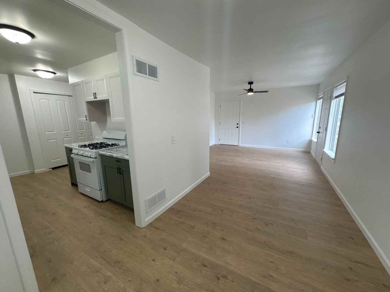 2708 Trimble Street - Photo 5 of 26