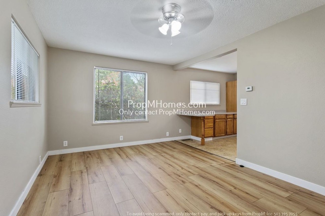 8356 Se Lafayette St - Photo 4 of 18
