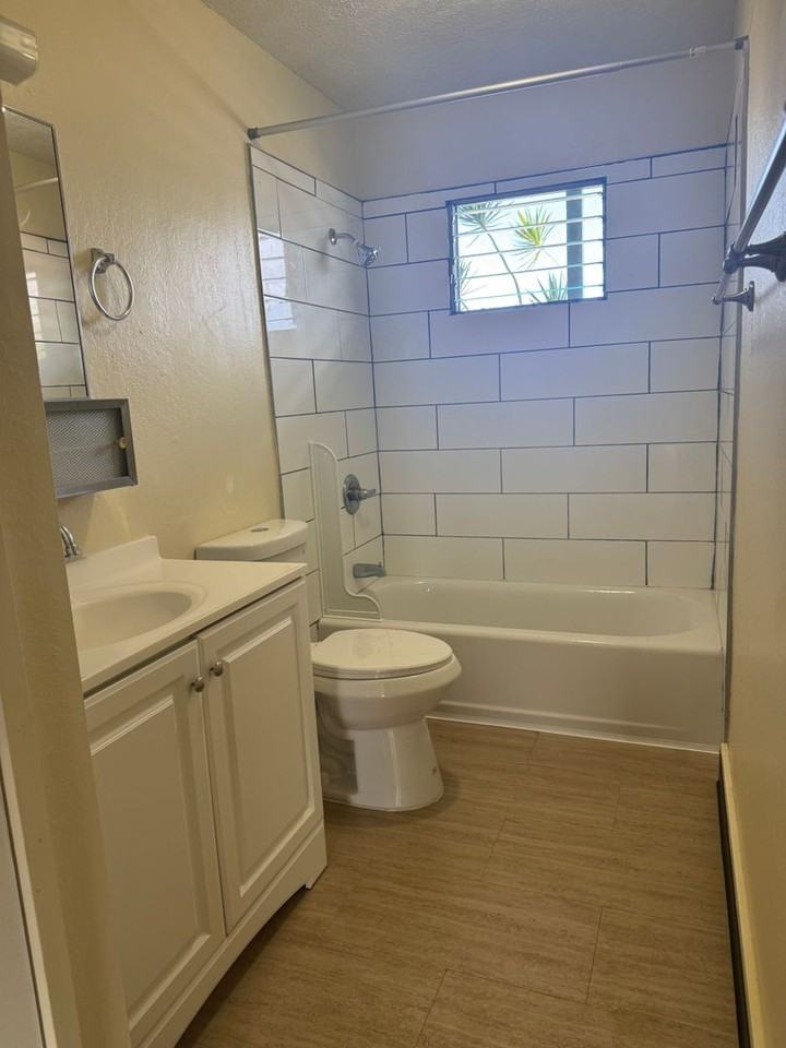 464 Kalanikoa St #201 - Photo 5 of 8