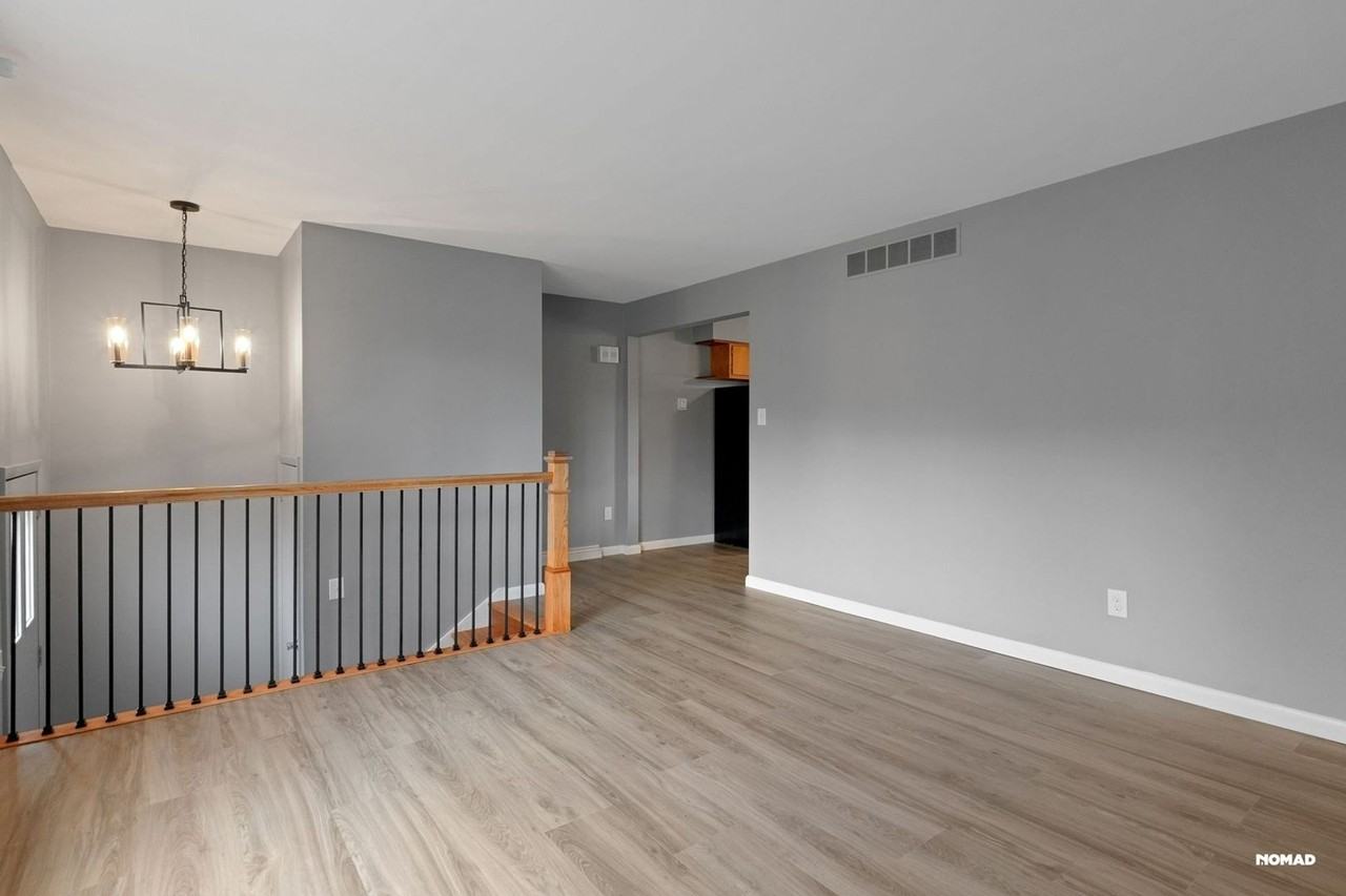 27 Garden Dr - Photo 5 of 33