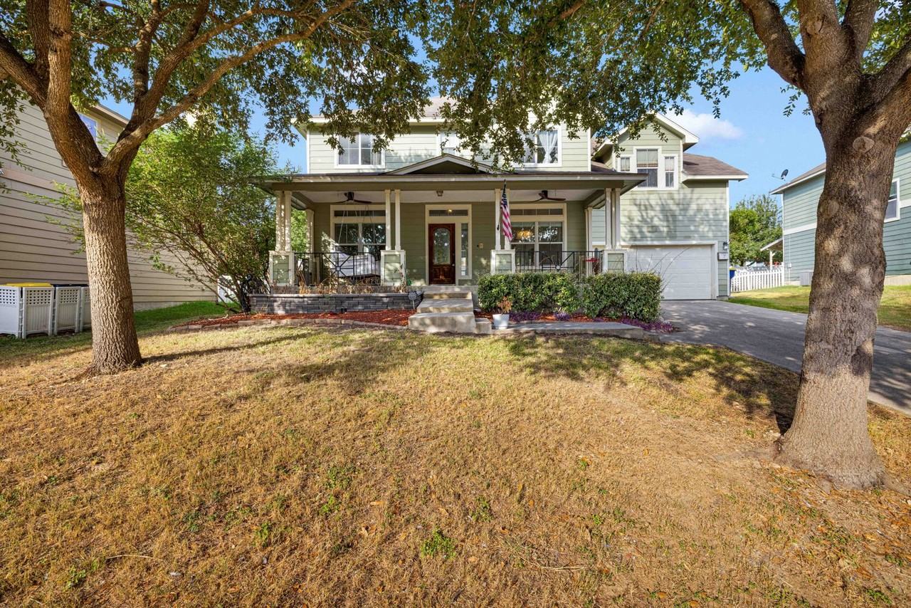 136 Brook Shire - Photo 2 of 37
