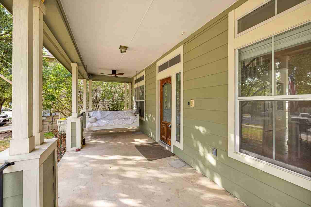 136 Brook Shire - Photo 4 of 37
