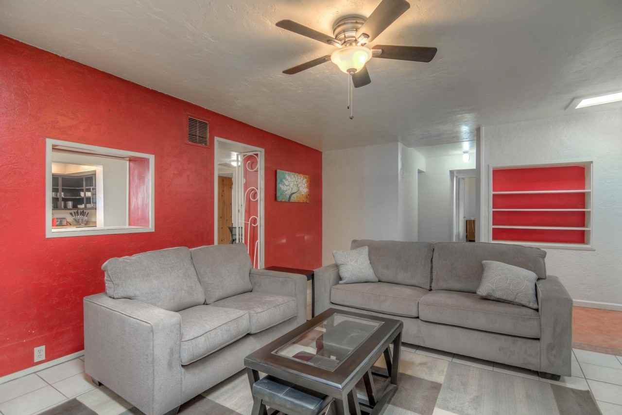 2619 E Prince Rd - Photo 3 of 50
