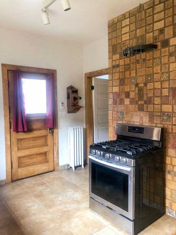 924 N J St - Photo 5 of 31
