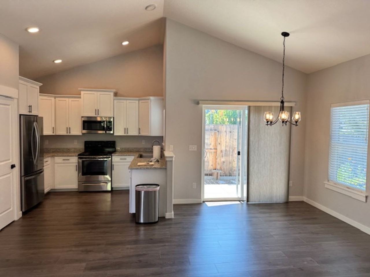 2353 Maple Park Dr - Photo 4 of 23