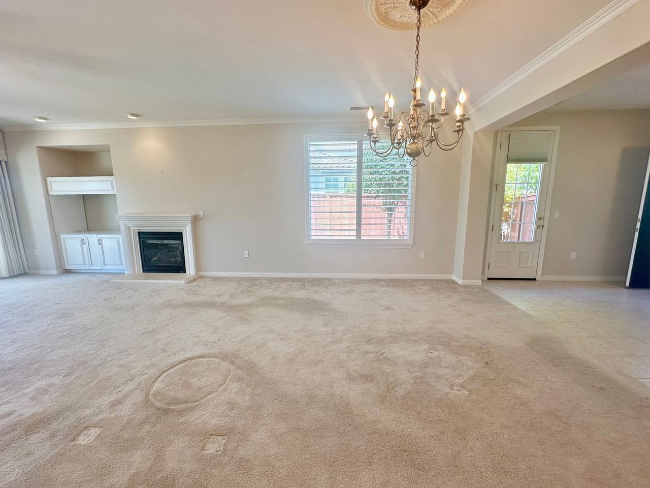 2653 Traditions Loop - Photo 4 of 38
