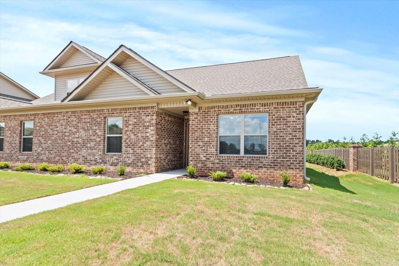 16066 16066 Cohen Drive - Photo 3 of 30