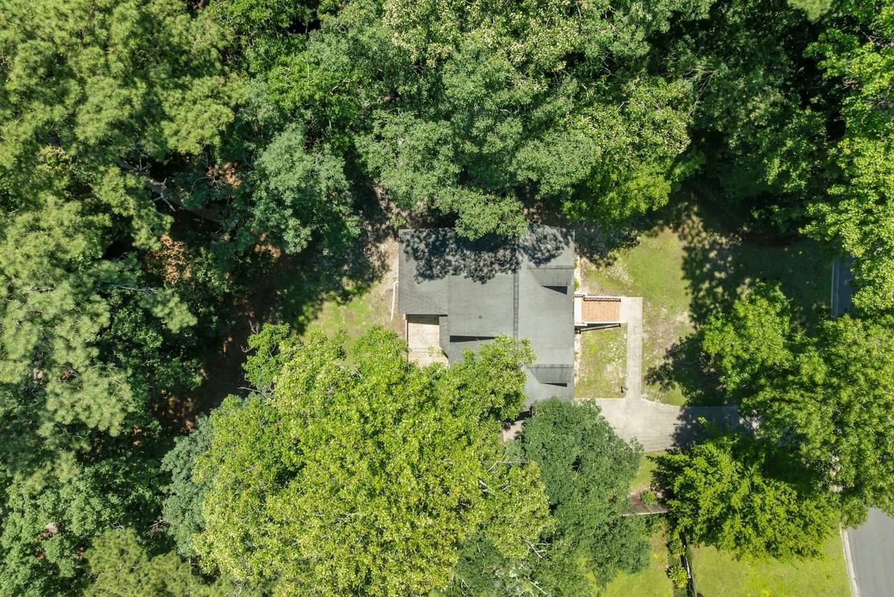 112 Gawain Rd, Unit 1 - Photo 3 of 47