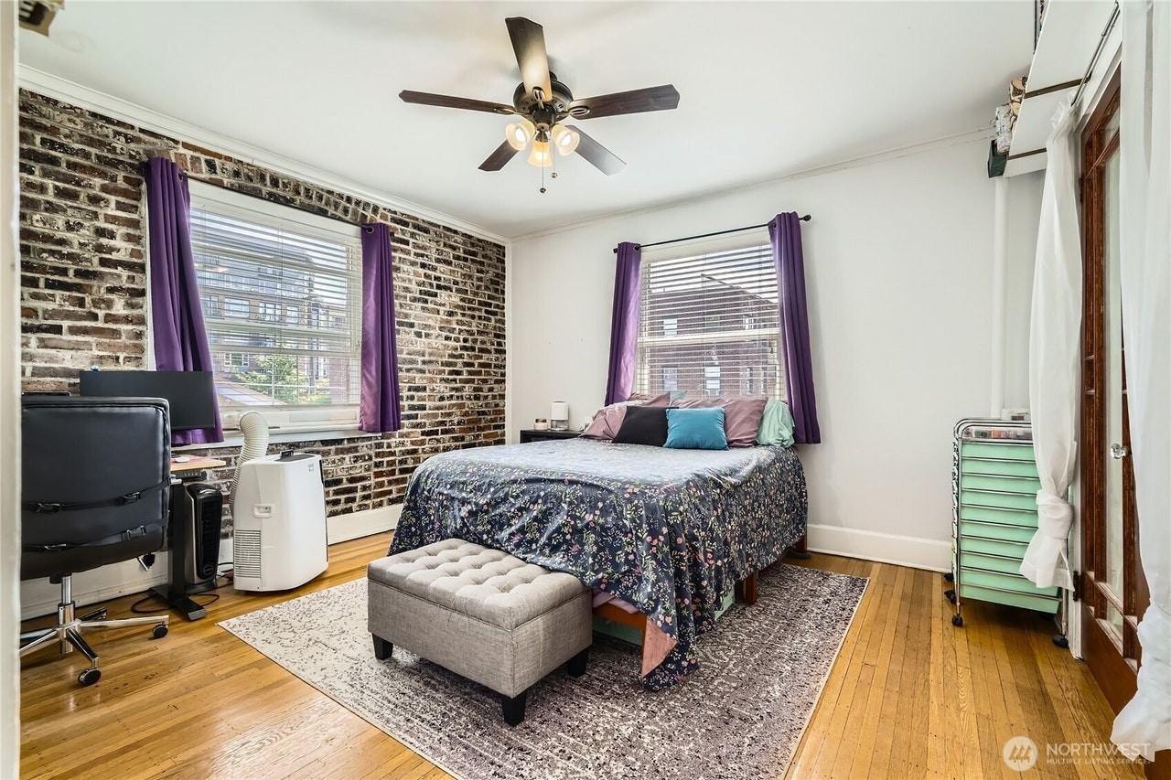 214 Summit Ave E, Unit 407 - Photo 3 of 10