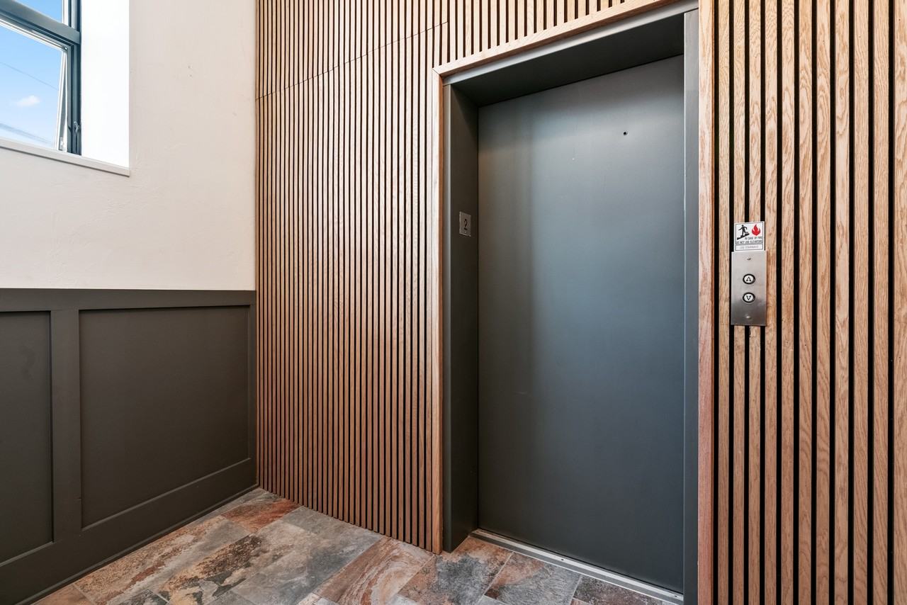 251 Pearl / 4701 Liberty (18 units) - Photo 6 of 50