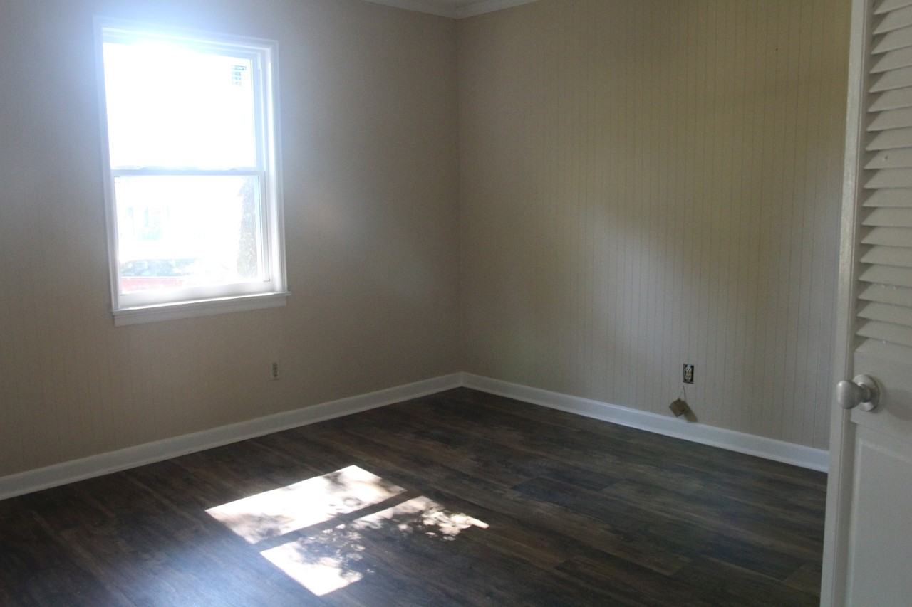 Beachview Drive 2510 - Photo 5 of 13
