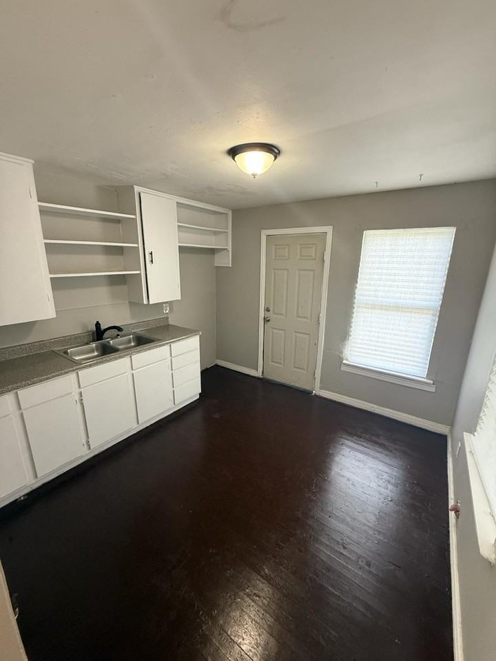 1414 Dunaway Street - Photo 2 of 5