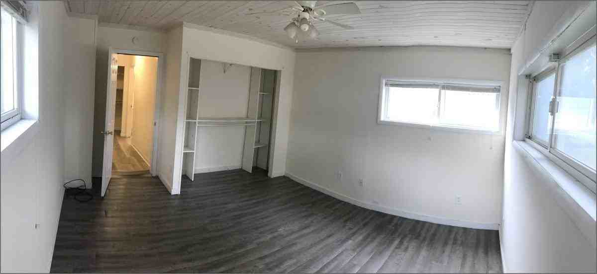 203 West 6th St - Photo 2 of 10