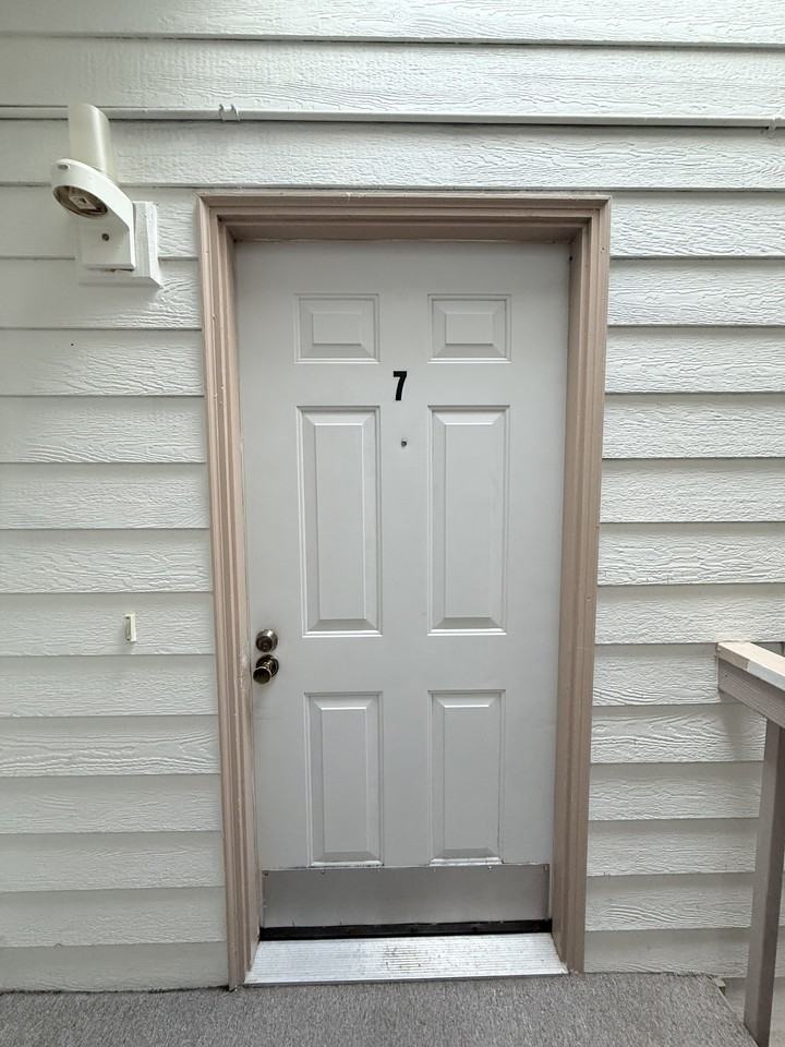 S12510-C7 - Photo 3 of 22